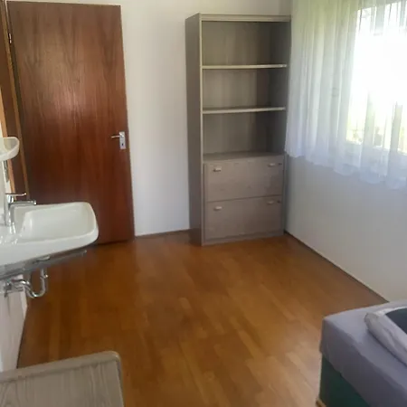 Im Gruenen In - Schwaebischen Alb Apartmán Münsingen